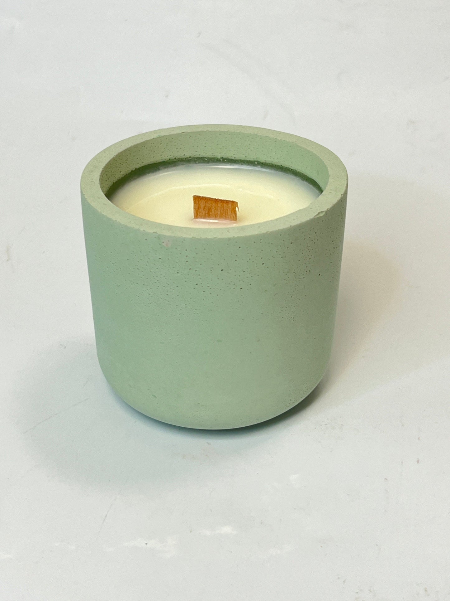 6oz Coconut Apricots Candle l Mildly Scented Slow-burn Natural Candle l Natural Candle l Flameless Candle