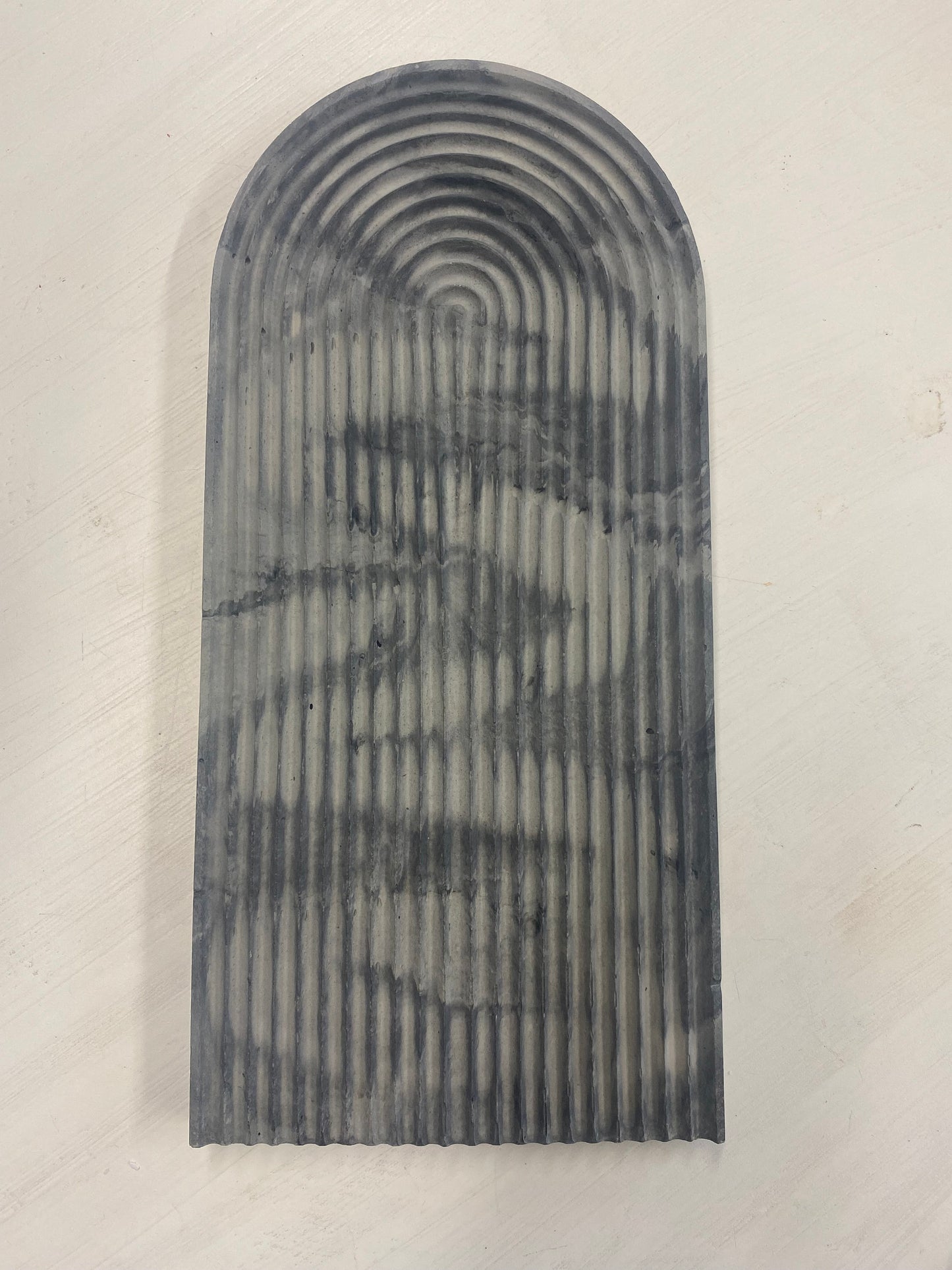 Arch Tray l Ripple Tray