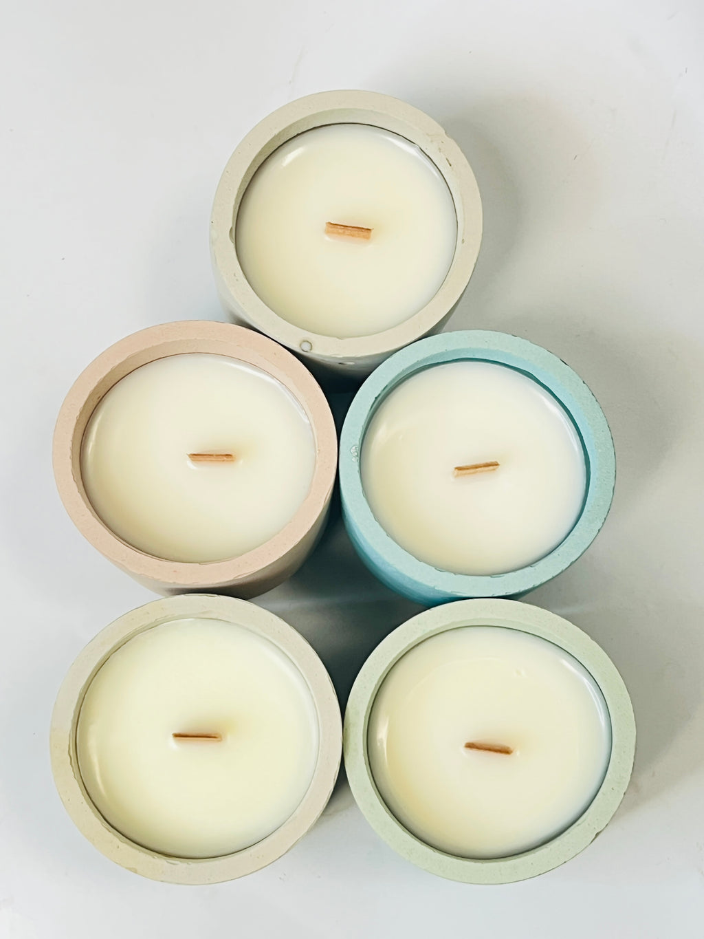 6oz Coconut Apricots Candle l Mildly Scented Slow-burn Natural Candle l Natural Candle l Flameless Candle