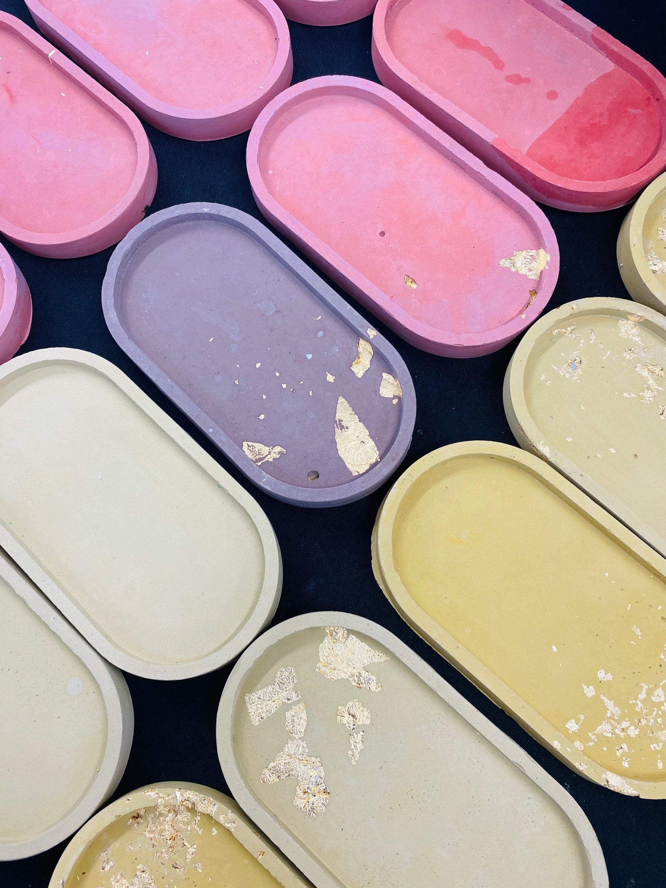 6.5" Oval Concrete Tray