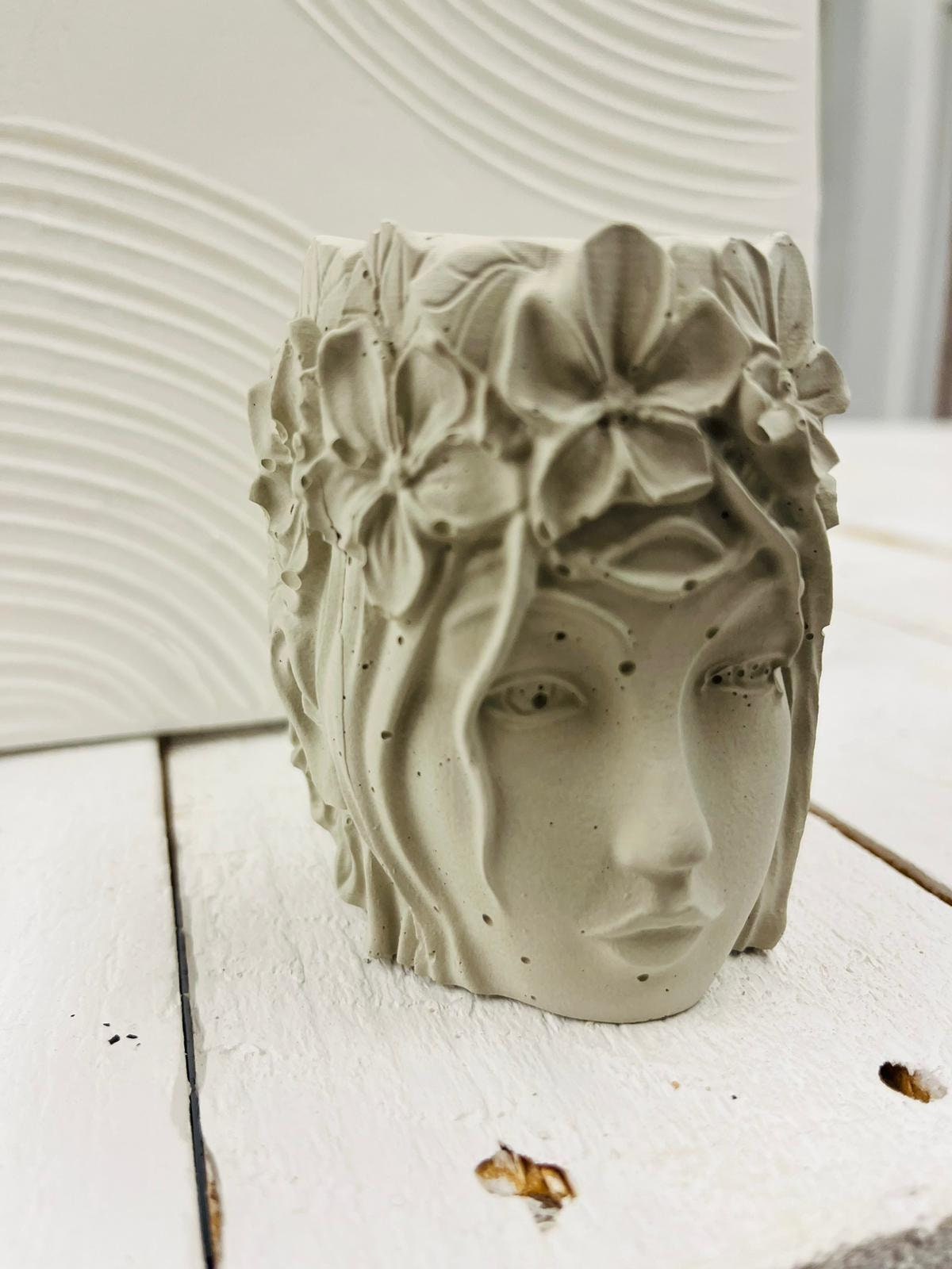 Mini Cement Holder l Floral Head Holder